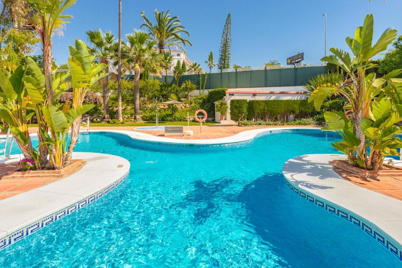 Modern Studio In Medina Garden - Puerto Banus マルベーリャ エクステリア 写真